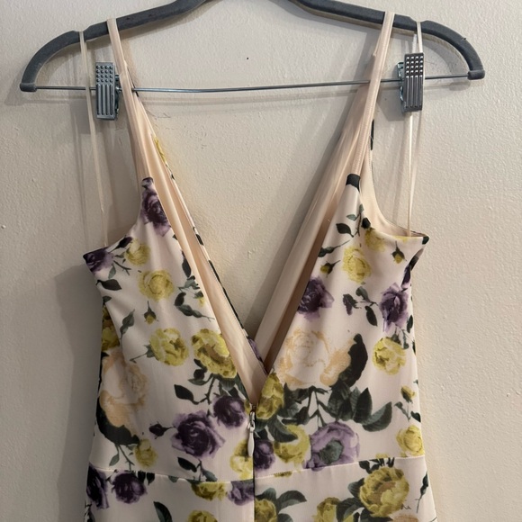 Abercrombie and Fitch Cream Floral Mesh Twist Wrap Maxi Dress Medium NWT - Picture 9 of 10